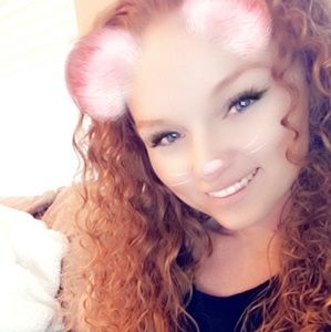 Meet your Posher, Kasey